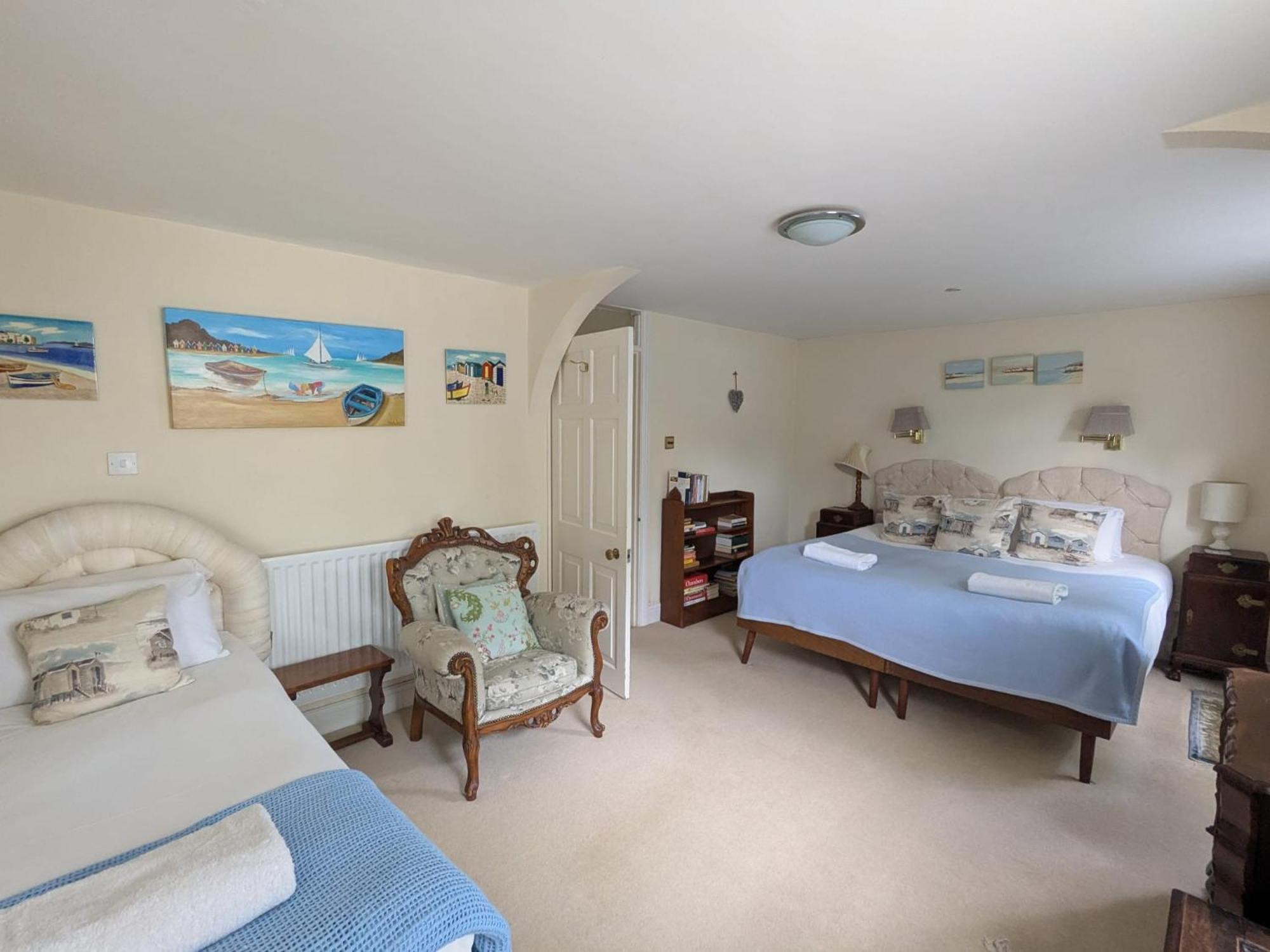 Georgian 2 Bedroom Apartment In Chichester With Free Parking - Chichester Holiday Properties Exteriér fotografie